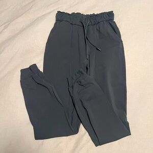 LULULEMON Stretch High-Rise Jogger